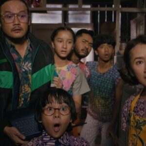9 Film Indonesia Tayang Juni 2025, Keluarga Super Irit Diadaptasi dari Komik Korea