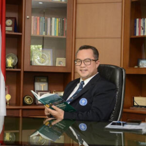 HUT ke-58 Bulog: Rektor IPB Acungkan Jempol Serapan Gabah, Bukti Nyata Sejahterakan Petani