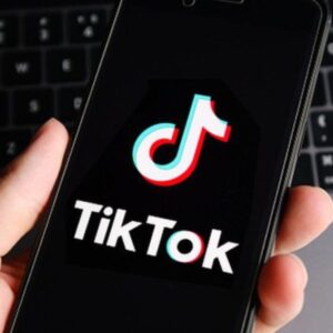 Kronologi Viralnya 2 Nakes Live TikTok di Ruang Operasi Jombang, Langsung Dipecat!