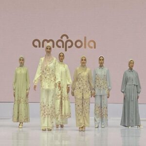 Paula Verhoeven Curi Perhatian di IFW 2025, Debut sebagai Desainer