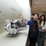 Melihat kecanggihan produksi mobil listrik Xiaomi di Beijing