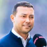 Denny Landzaat Tolak Tawaran Latih Ajax Amsterdam, Setia dengan Timnas Indonesia