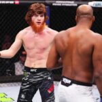 Saksikan Aksi Brutal Petarung Bermata Satu di UFC Abu Dhabi