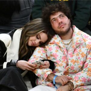 Pernikahan Selena Gomez dan Benny Blanco Dikabarkan Ditunda
